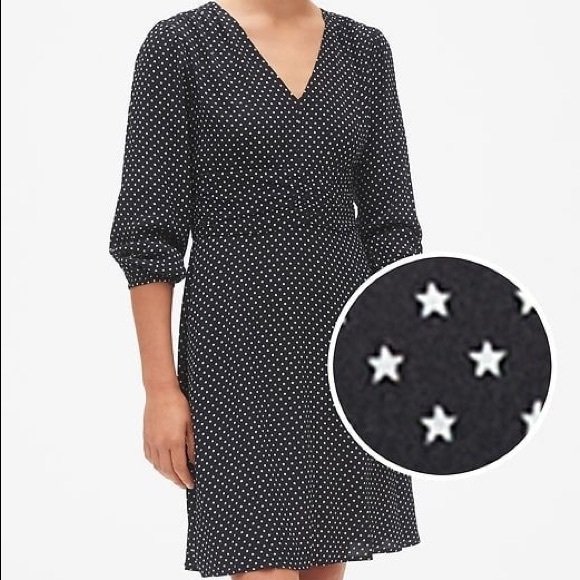 Fit and Flare Long Sleeve Ruched V-Neck Dress - Picture 4 of 4